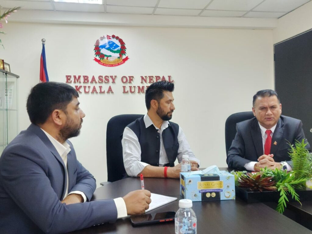 रास्वपाका सभापति लामिछाने र मलेसियास्थित नेपाली राजदूतबीच भेटवार्ता