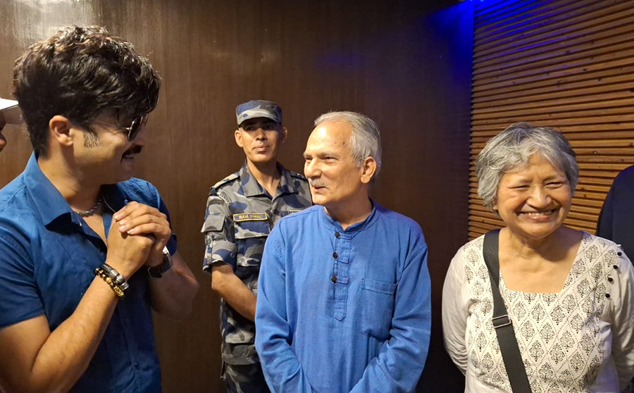 ‘पुजार सार्की’ हेरेपछी बाबुराम भन्छन्- ‘कतिपय प्रसंग आफैंसँग मिलेको पाएँ’