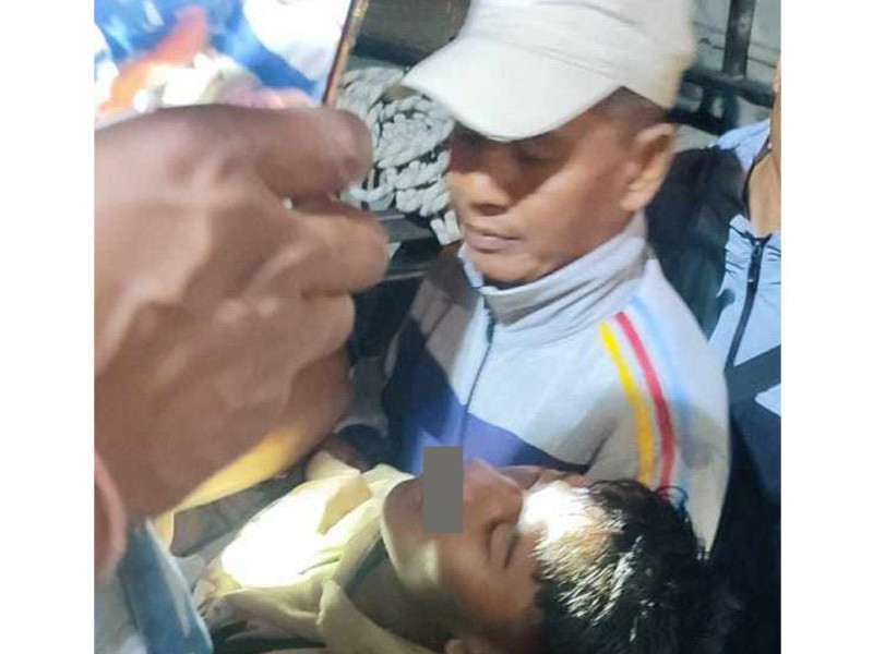 सेती खोँचमा पुलमाथिबाट युवाले हाम फाले, सशस्त्रको टोलीले उद्धार गरिदियो