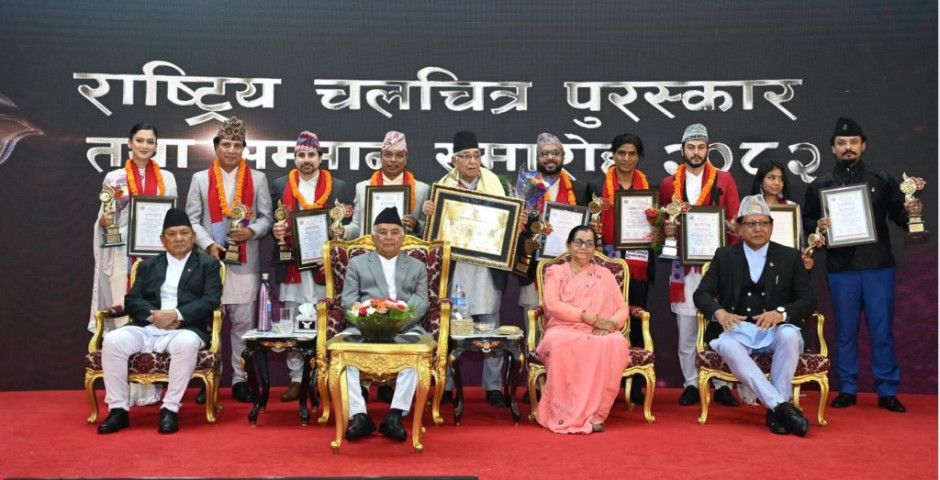 निर्देशक शर्मालाई ‘चलचित्र दीर्घसम्मान’ 