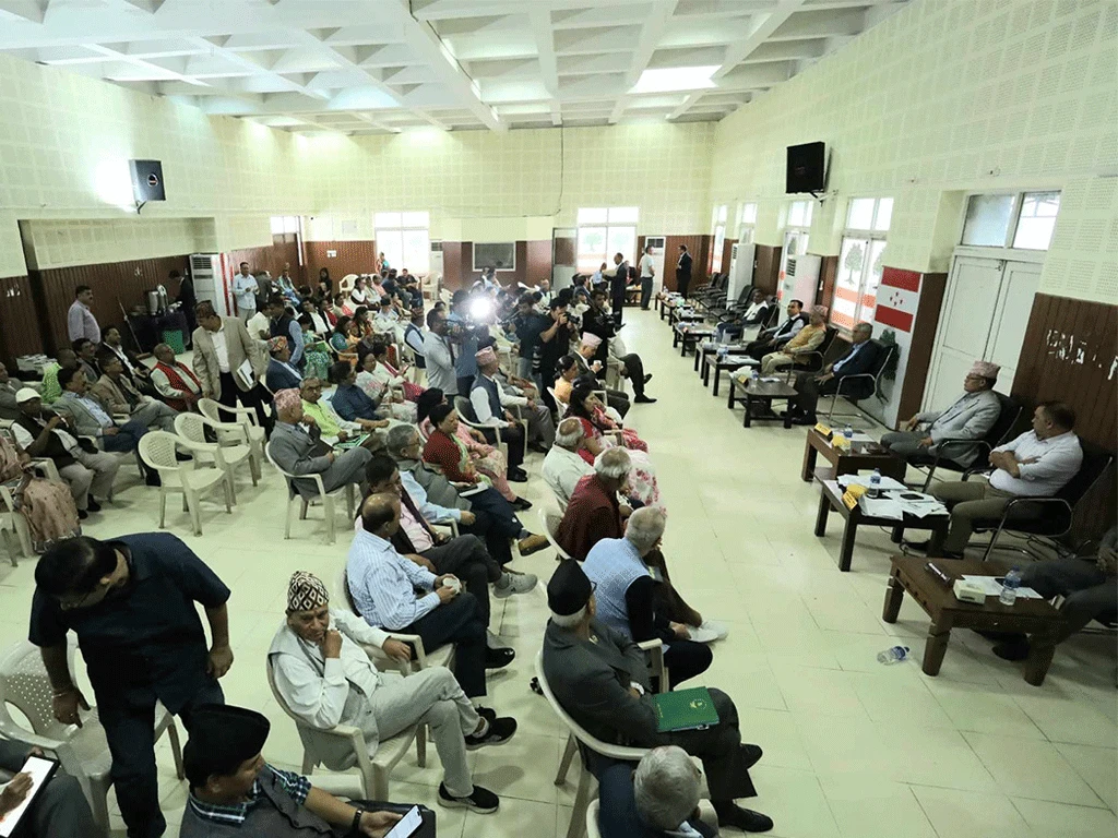 संविधानको प्रस्तावनामा नै ‘हिन्दू राष्ट्र’ राख्ने विषयतिर फर्किन सक्छ कांग्रेस?