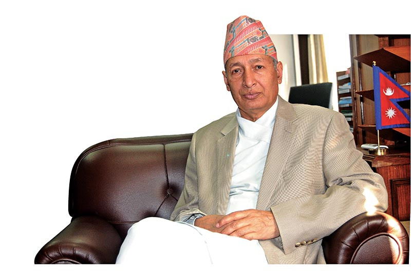 प्रधानमन्त्री ओलीका आर्थिक सल्लाहकार खतिवडाले हेर्न खोजेपछि मौद्रिक नीति रोकियो