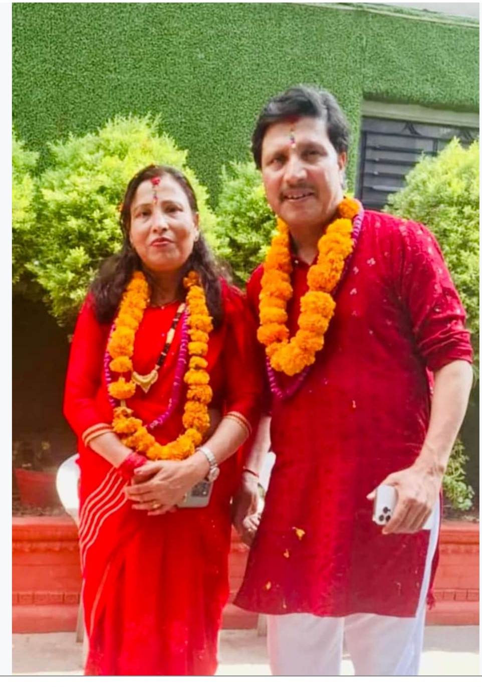 भाईटिका लगाएपछि कलाकार गिरि भन्छन्- बर्षभरी उर्जा आउँछ