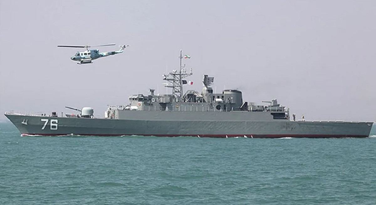 इरानद्वारा स्वदेशमै निर्मित २ युद्धपोत जहाज अनावरण 