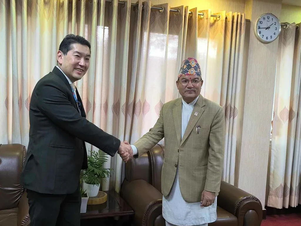 वन मन्त्रीसँग एफएओका नेपाल प्रतिनिधिको शिष्टाचार भेट