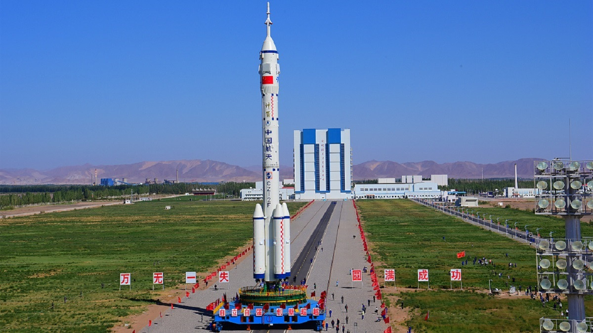 चीनद्वारा क्रुड स्पेसशिप प्रक्षेपण गर्ने तयारी