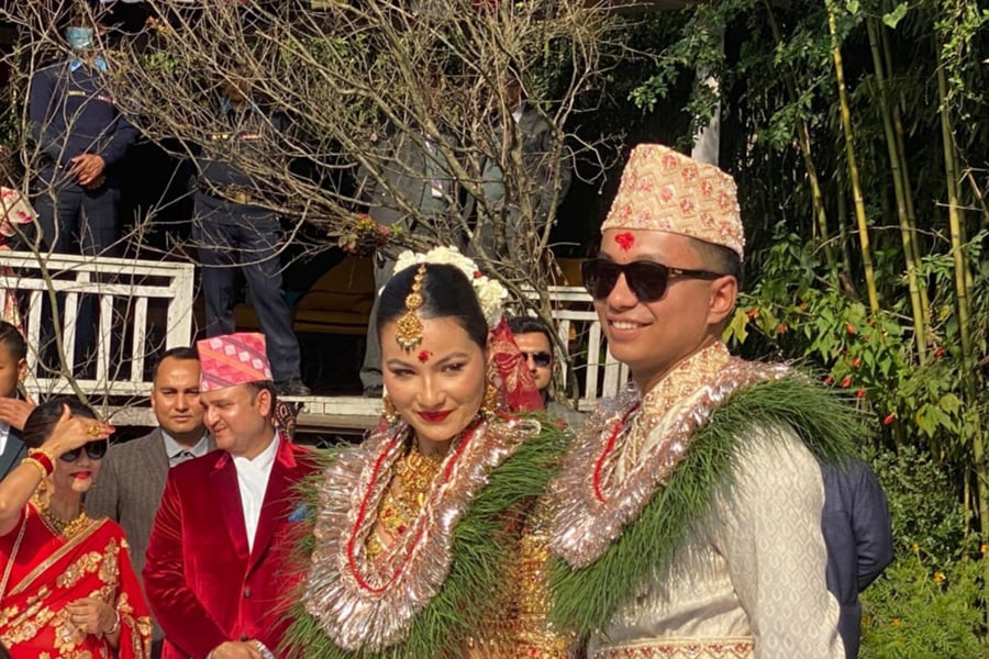 प्रचण्डकी नातिनी स्मिता दाहाल बाँधिइन् बिवाह बन्धनमा