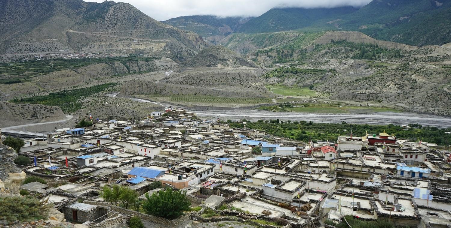 दुई महिनापछि खुले मुस्ताङका विद्यालय, शैक्षिक सत्र सच्याउन माग