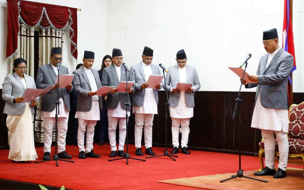 सर्वोच्चका नवनियुक्त ६ न्यायाधीशले लिए शपथ