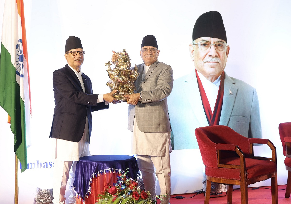 Pm_Prachanda_India_visit21685548390.jpg