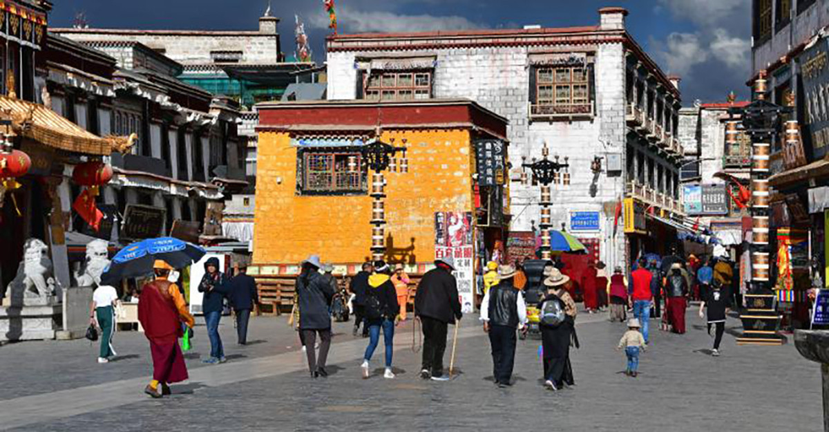 तिब्बतीको जीवनस्तर सुधारका लागि दुई अर्ब डलर लगानी