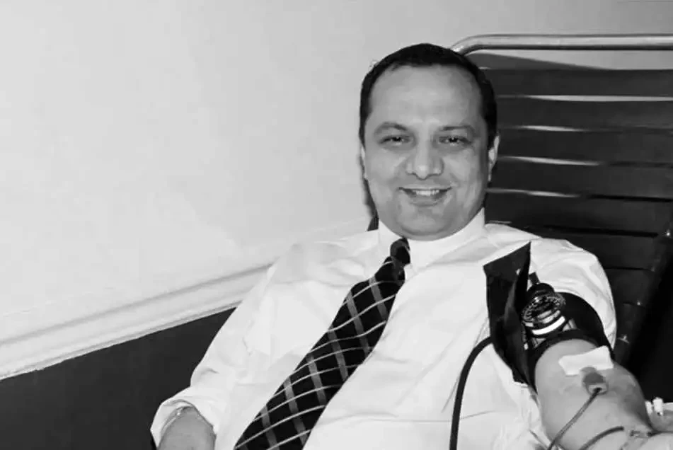 कारभित्र जलेको अवस्थामा मृत भेटिए रक्तदाता मैनाली