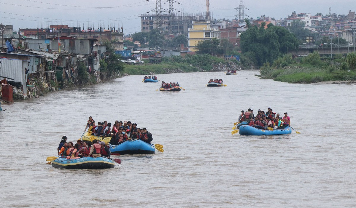 bagmati_jalyatra_rssphoto11693055719.jpg