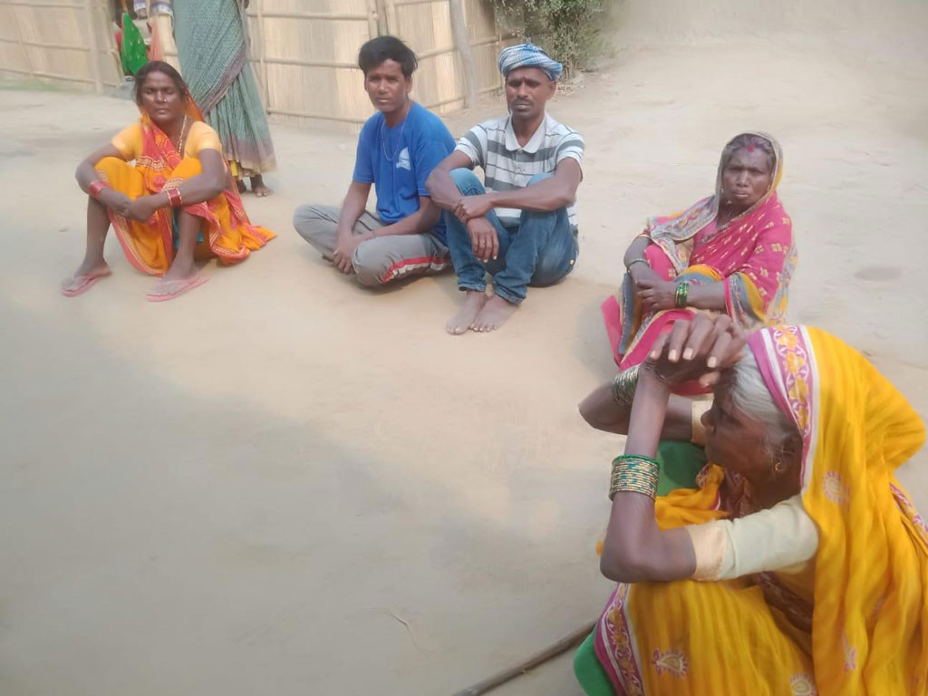 पहिचान खोज्ने संघर्षमा ६ दशक बित्यो, सदाका परिवारका कसैले नागरिकता नपाएका बियोगको कथा