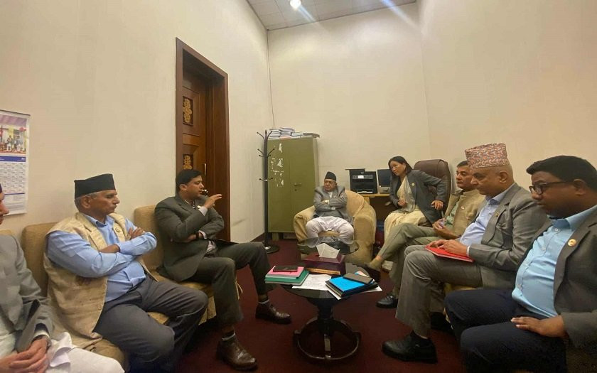 प्रतिनिधिसभामा अवरोध खुलाउन सभामुखसहित प्रमुख सचेतकहरूको बैठकमा भएन सहमति
