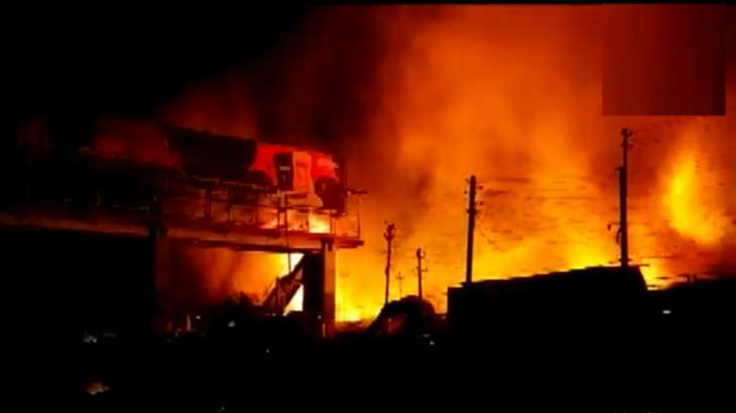 मुगुको सदरमुकाम गमगढी बजारमा आगलागी, ६ घर जलेर नष्ट