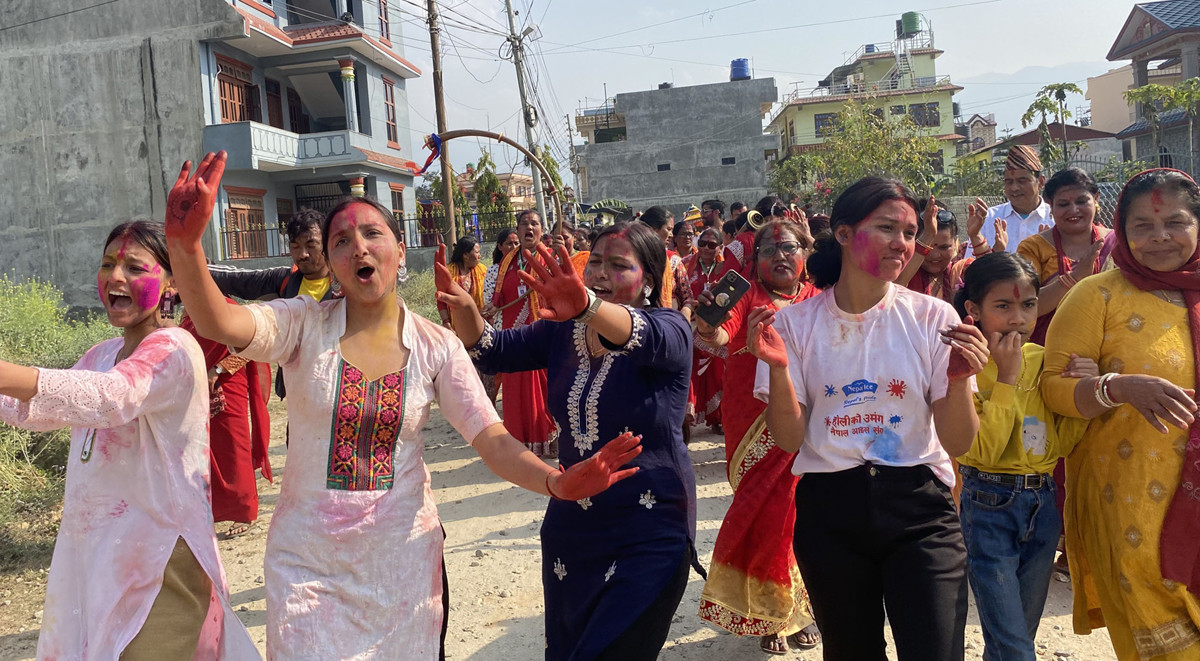 फागुपूर्णिमा पर्वमा लक्ष्मीनारायणको रथयात्रा