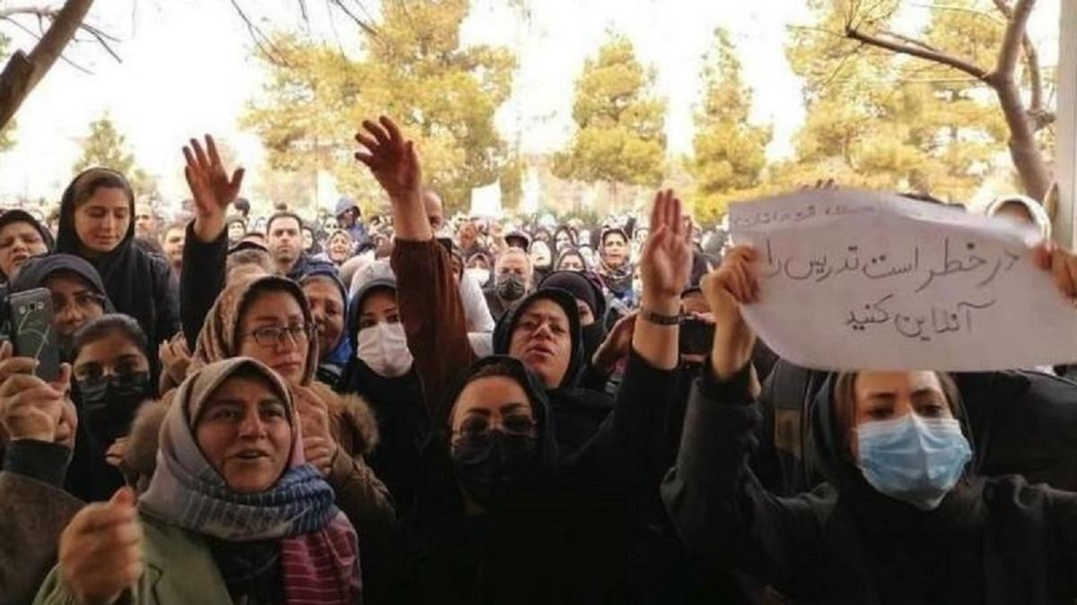 इरानमा विष हमला गरेर छात्रालाई विद्यालय जानबाट रोक
