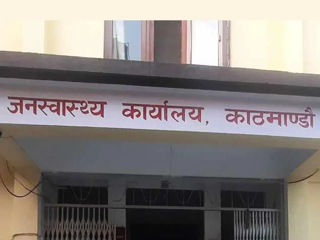 आमाको दूधलाई प्रतिस्थापन गर्ने आहार नबेच्न निर्देशन