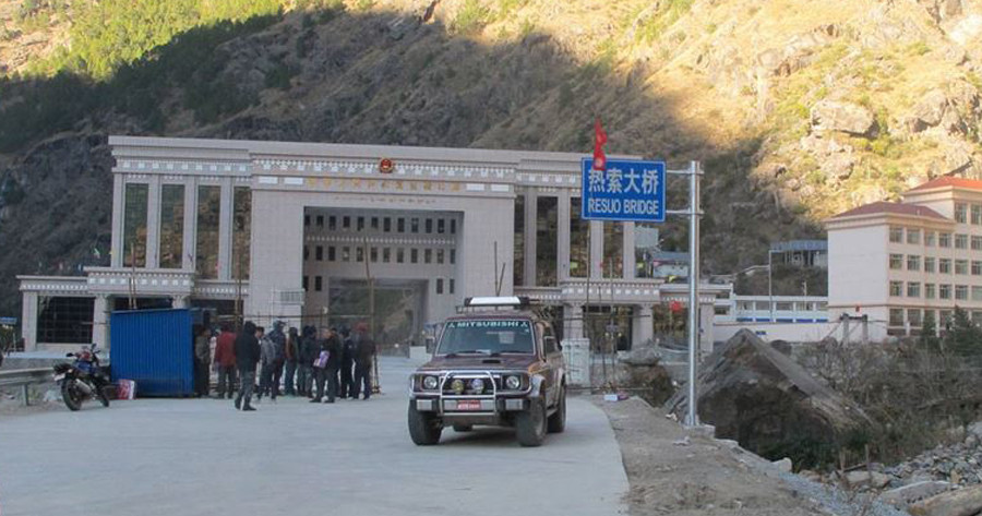 केरुङबाट १३ टन तौलका गाडी मात्रै आउजाउ गर्न पाउने