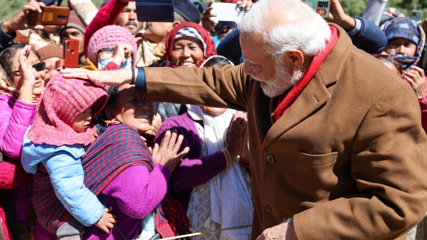 भारत हिन्दू राष्ट्र बनाउने मोदी चाहनाको पराकम्पन नेपालमा, राजावादी त्यसै हौसिएका होइनन्