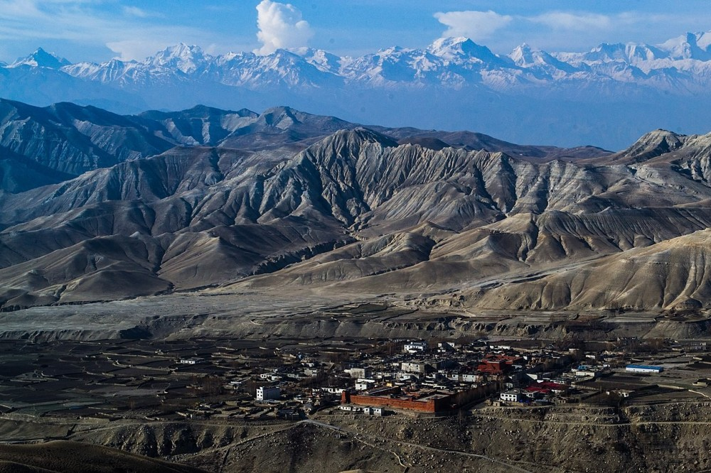 मुस्ताङमा पर्यटकको चहलपहल बढ्यो