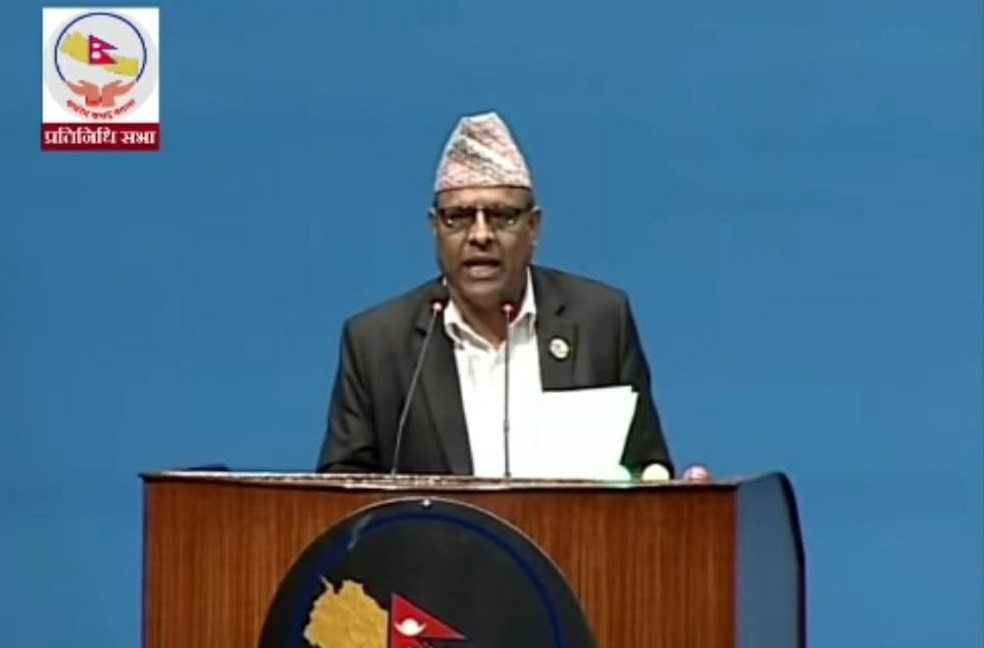 आवश्यकताका आधारमा भन्दा पहुँच र प्रभावमा पारेर बजेट लगिन्छ : सांसद आचार्य