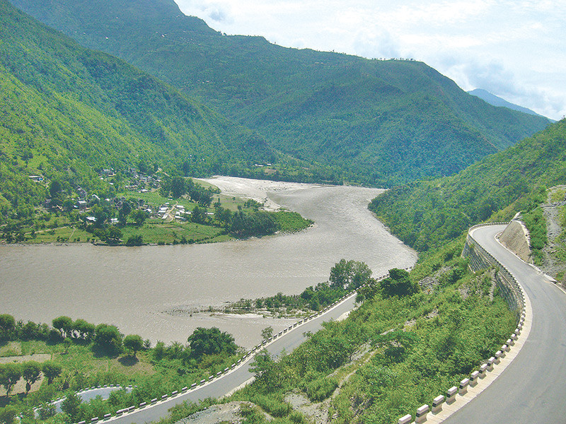 ५ दिनमा पनि भेटिएनन् सुनकोशीमा बेपत्ता भएका ३ कर्मचारी