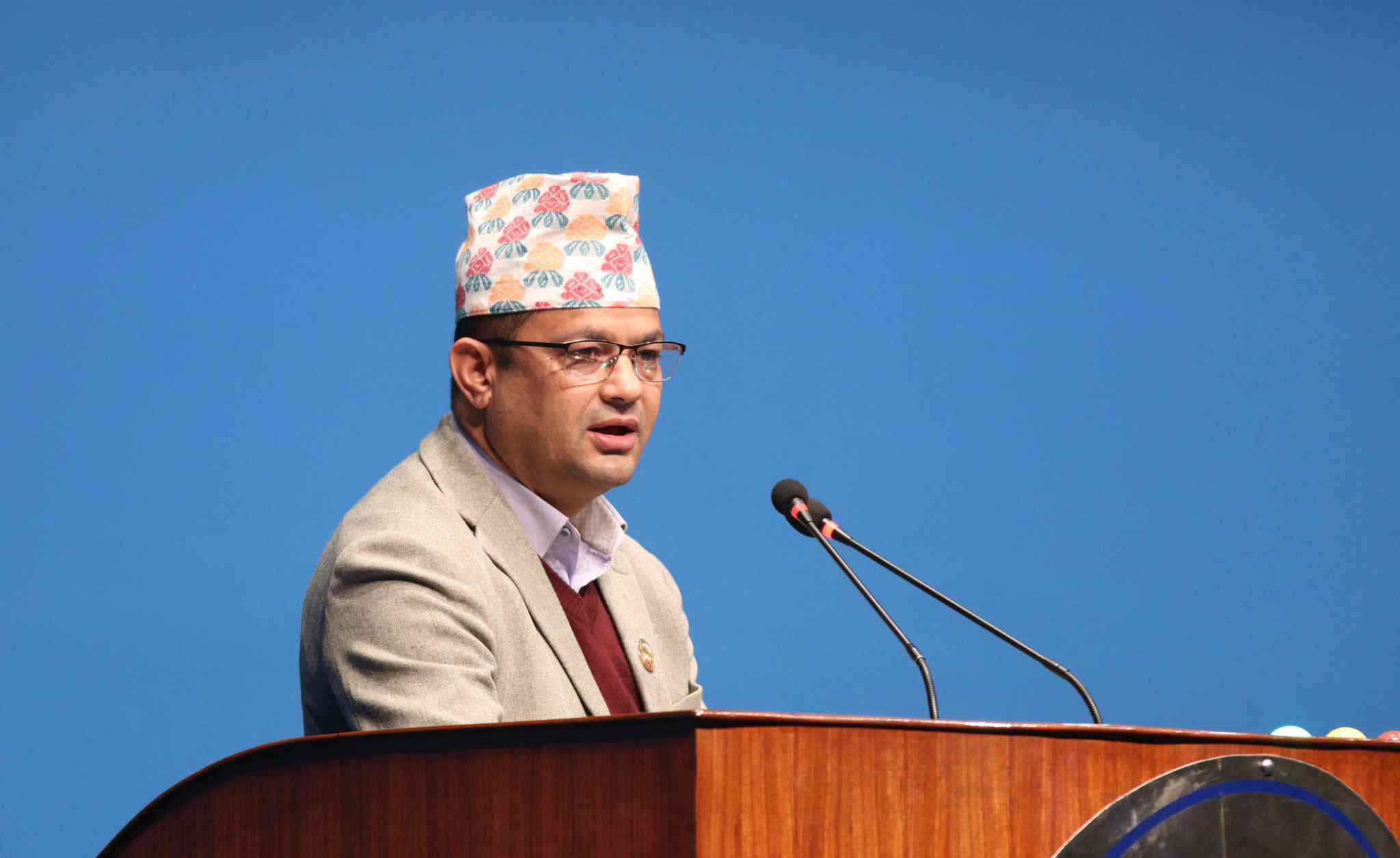 सरकार छिटै ढल्ने प्रचण्डको अभिव्यक्ति गैर जिम्मेवार : पदम गिरी