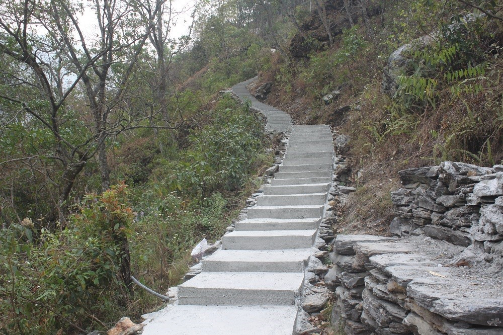 बागलुङमा एक वर्षमा १२ हजार मिटर पदमार्ग निर्माण