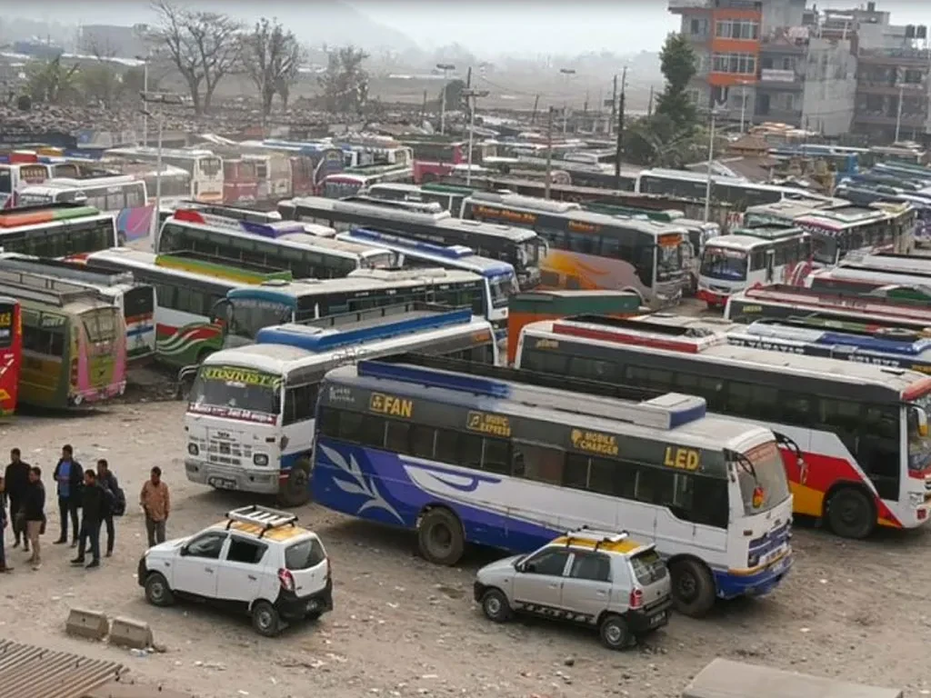 नयाँ बसपार्कमा यात्रुलाई दुःख दिने ३७० जना कारबाहीमा