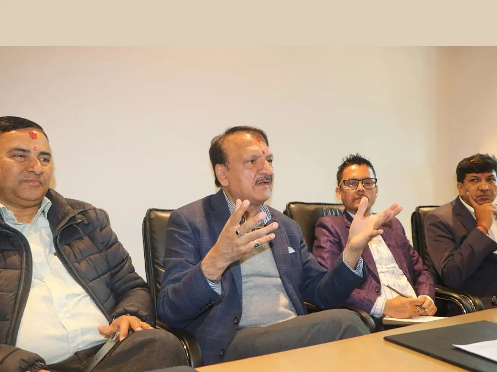 पार्टीमा व्यक्तिभन्दा संस्था केन्द्रित गतिविधि जरुरी : डा.महत