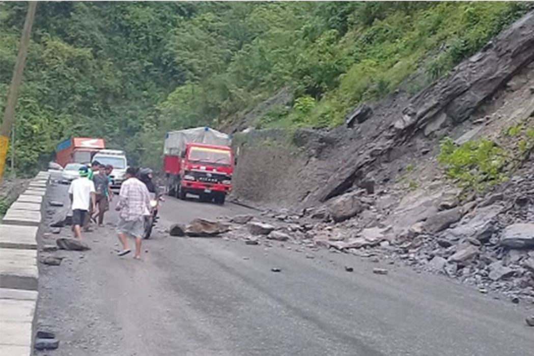 एकतर्फी सञ्चालनमा आयो पृथ्वी राजमार्गको जामुने खैरेनी खण्ड 