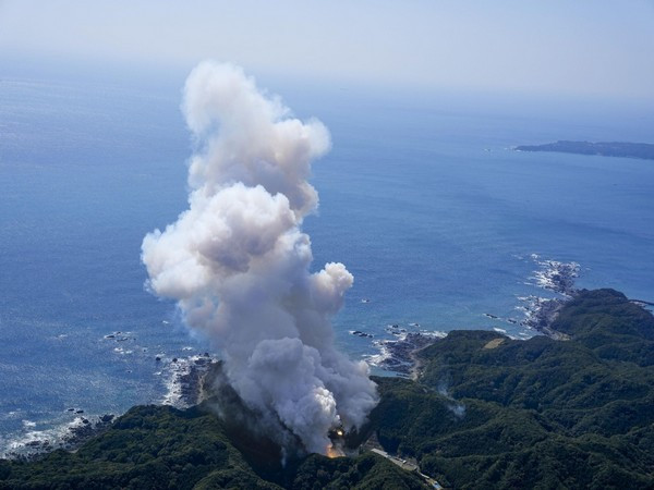 जापानीे अन्तरिक्ष रकेट प्रक्षेपणको केही सेकेन्डमै विस्फोट