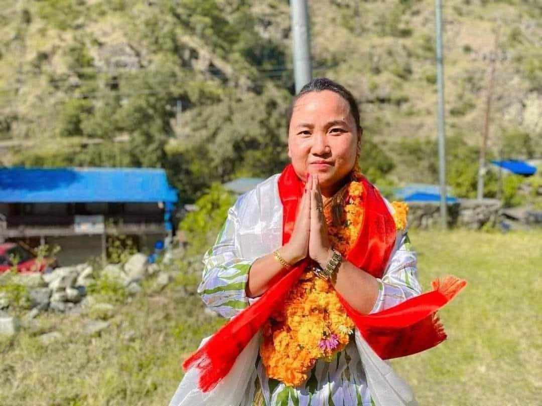दोलखाको गौरीशंकर गाउँपालिका उपाध्यक्षमा एमालेकी उमा शेर्पा विजयी