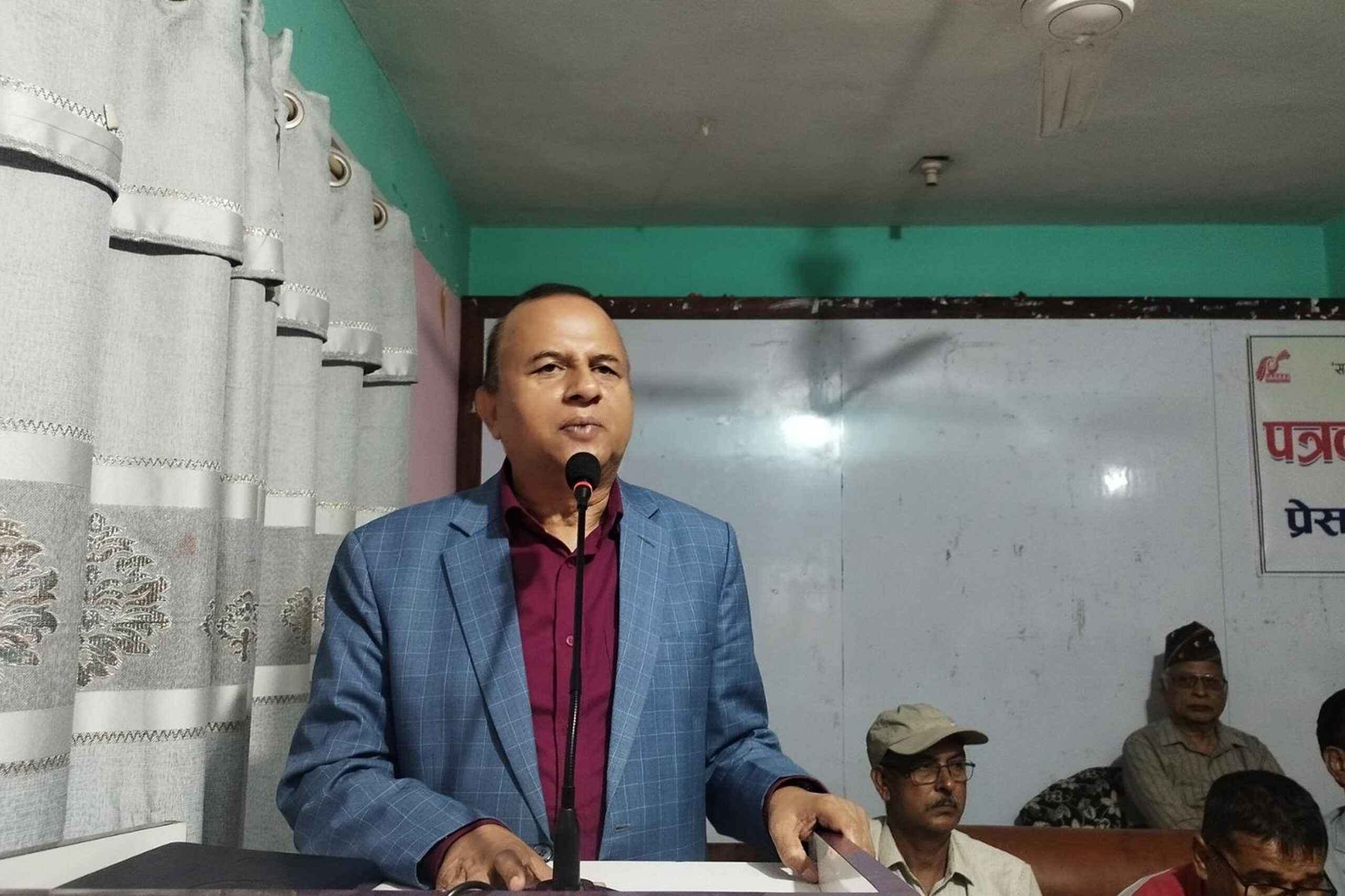 वर्तमान सरकार आर्थिक विकास र पूर्वाधार निर्माणमा केन्द्रित छ : शंकर पोखरेल