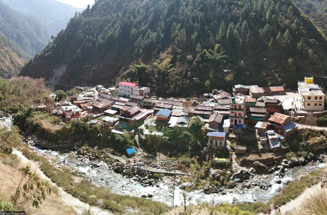 दुर्गम गाउँका बासिन्दालाई पुलकै चिन्ता