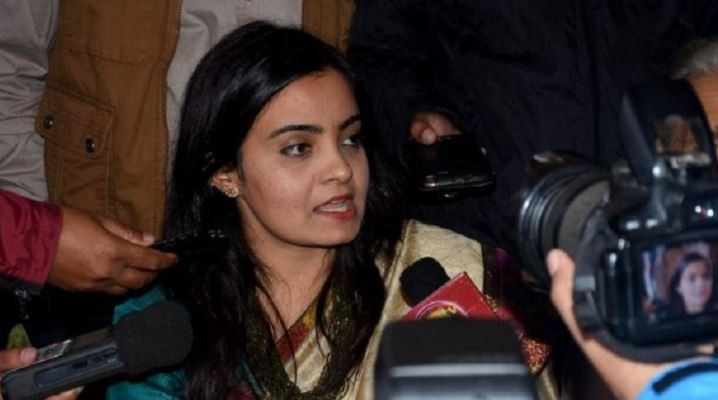 एमालेमा ओलीले आमालाई रोकेपछि विद्याकी छोरी उषाको प्रतिक्रिया छचल्कियो